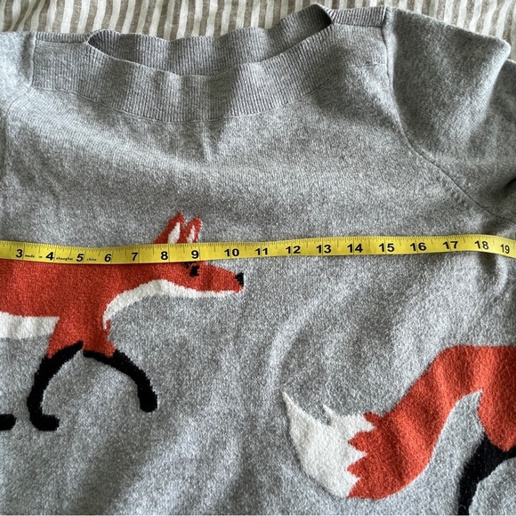 LOFT Foxes Sweater - Picture 6 of 7